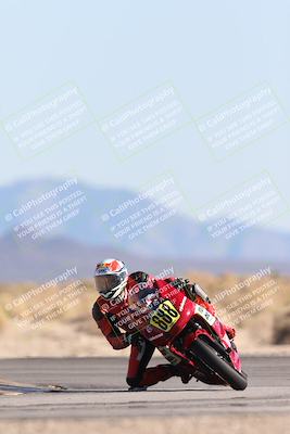 media/Dec-07-2025-CVMA (Sun) [[3e7d2de5dc]]/Race 9-Formula UL Shootout/